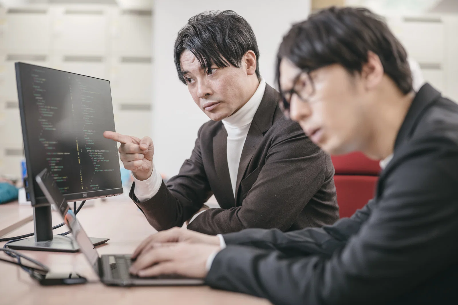 ダウンロード (9)
